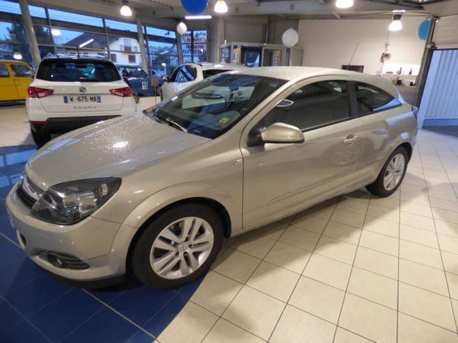 Opel Astra GTC 1.9 CDTI - 120 CH GRIS de 2008