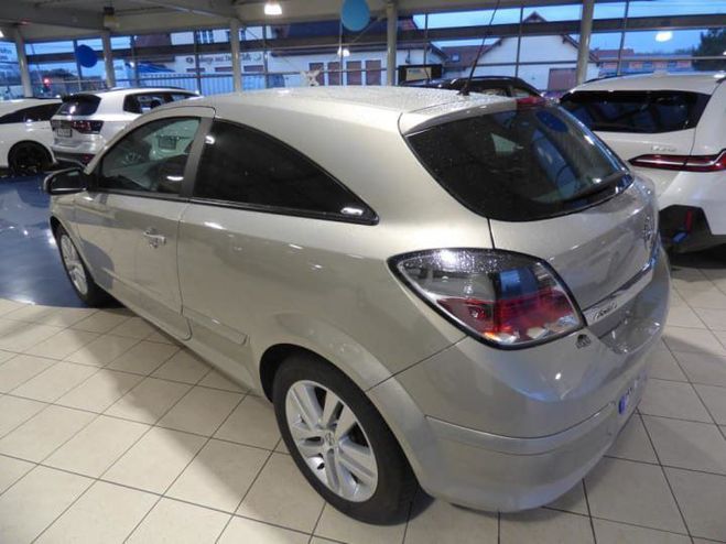 Opel Astra GTC 1.9 CDTI - 120 CH GRIS de 2008