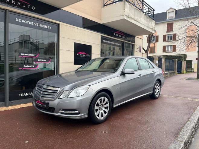 Mercedes Classe E 200 CDI BlueEfficiency Classic Gris de 2011