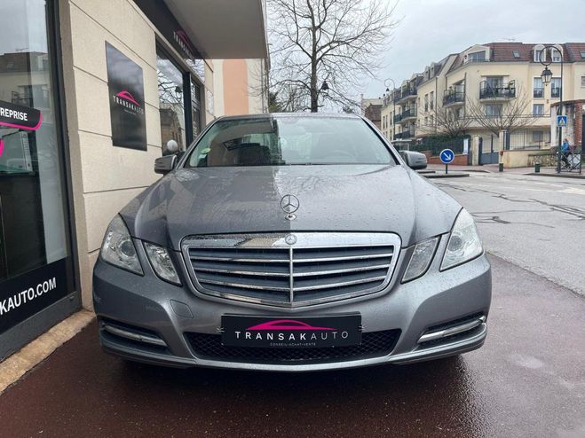 Mercedes Classe E 200 CDI BlueEfficiency Classic Gris de 2011