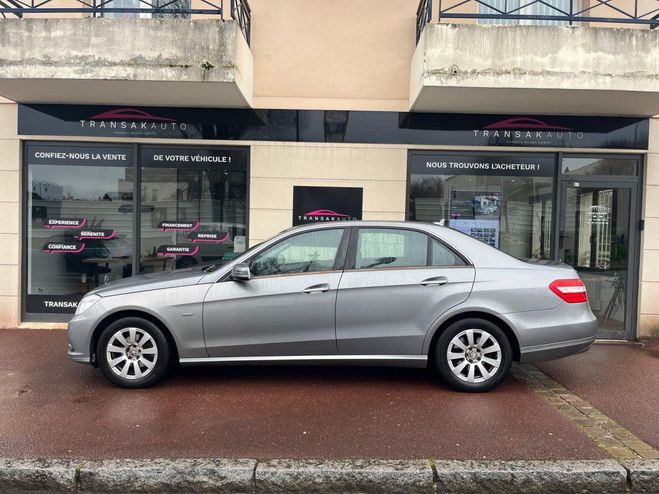 Mercedes Classe E 200 CDI BlueEfficiency Classic Gris de 2011