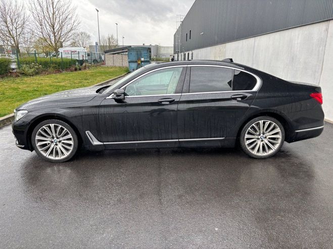 BMW Serie 7 G11/G12 740d xDrive 320ch Exclusive - Su Noir de 2016