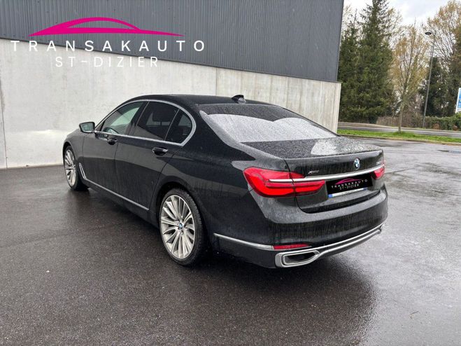 BMW Serie 7 G11/G12 740d xDrive 320ch Exclusive - Su Noir de 2016
