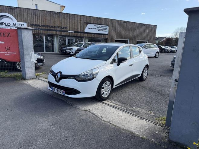 Renault Clio 1.5 dCi - 75 Soci�t� Air   clim BLANC de 2015