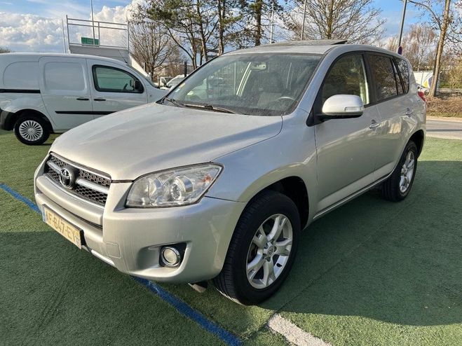 Toyota RAV 4 Rav-4 2.2 D4D 150 LIFE EDITION 4X2 Gris de 2009