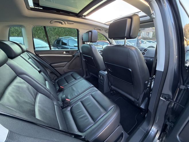 Volkswagen Tiguan 2.0 TDI 140CH BLUEMOTION TECHNOLOGY FAP  GRIS F de 2012