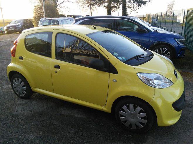 Peugeot 107 1.0 68 Urban 5portes Embrayage fait Jaune de 2007