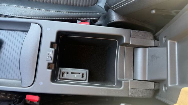 Renault Scenic III (3) 1.6 DCI 130 ENERGY FBOSE EDITION Noir de 2018