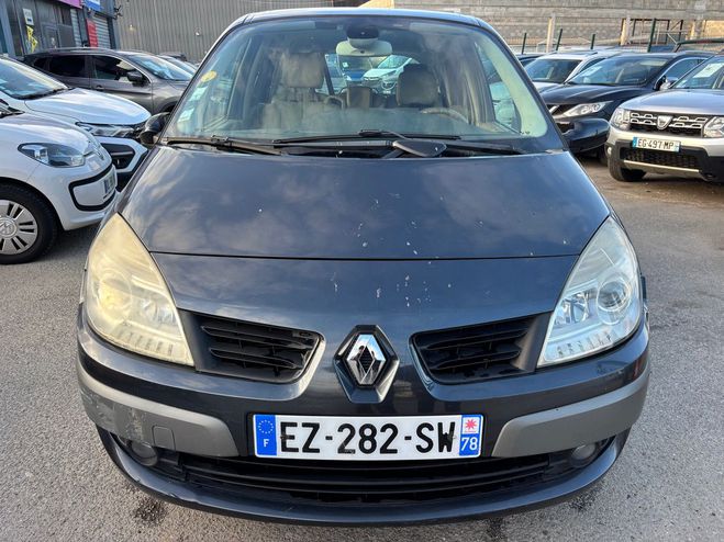 Renault Scenic II (2) 2.0 DCI 150 DYNAMIQUE 114000KM Gris anthracite de 2007