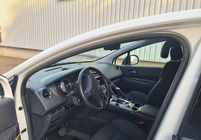 Peugeot 3008 BVA 1.6 hdi 114 cv  de 2014