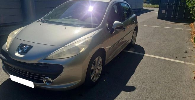 Peugeot 207 1.6 110   de 2006