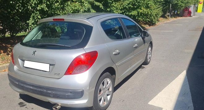Peugeot 207 1.6 110   de 2006