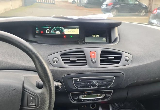 Renault Megane 1.5 dci AUTENTHIQUE 5 cv  de 2011