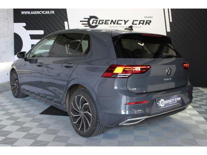 Volkswagen Golf VIII - Active - Entretien VW GRIS CLAIR de 2022