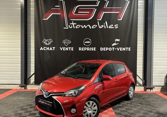 Toyota Yaris HSD 100h Business 5p Rouge de 2016