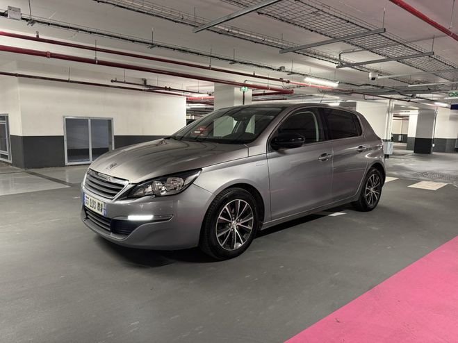 Peugeot 308 II 1.2 Puretech 110ch Sensation S&S 5p Gris M�tallis� de 2014