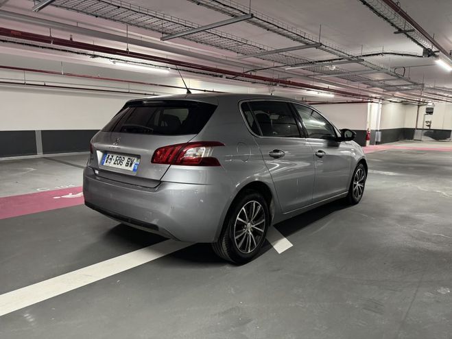 Peugeot 308 II 1.2 Puretech 110ch Sensation S&S 5p Gris M�tallis� de 2014