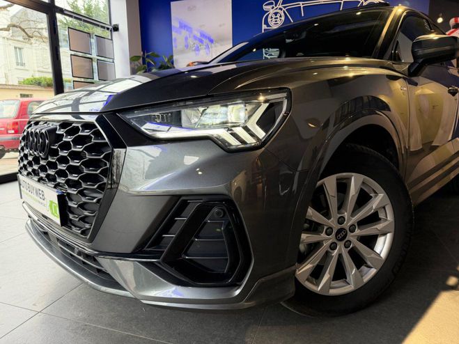 Audi Q3 Sportback 35 TFSI 150 ch S tronic 7 S-li GRIS FONCE de 2025