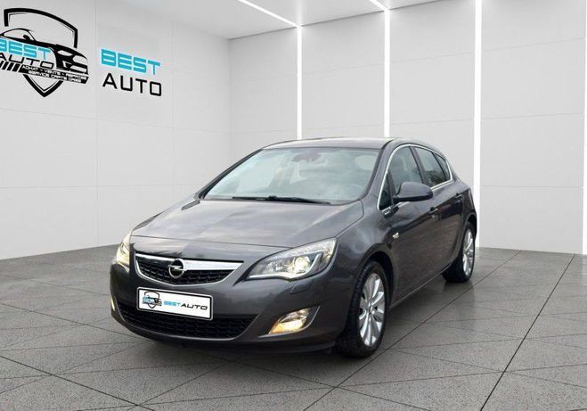 Opel Astra 1.4 TURBO 120CH COSMO PACK Gris de 2011