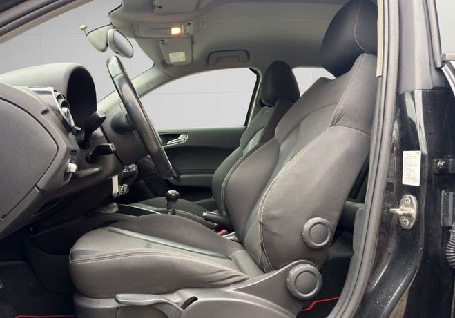 Audi A1 Sportback 1.6 TDI 116CH AMBITION LUXE Noir de 2015