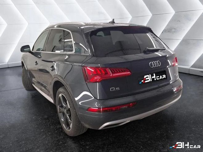 Audi Q5 40 TDI 190 CH DESIGN LUXE BVA7 TOIT OUVR Gris de 2019