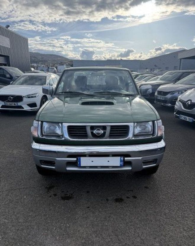 Nissan Pick Up Pick-up 2.5 TDI 104CH DOUBLE-CAB NAVARA Vert de 2000