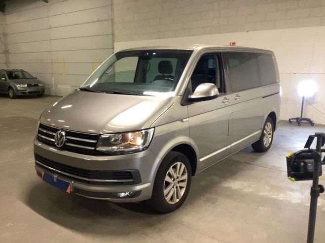 Cliquer pour voir la photo suivante Volkswagen Caravelle 5 PL 2.0 TDI 150 GPS Gris Foncé de 2016
