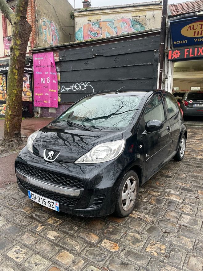 Peugeot 107 1.0E 12V URBAN Noire de 2009