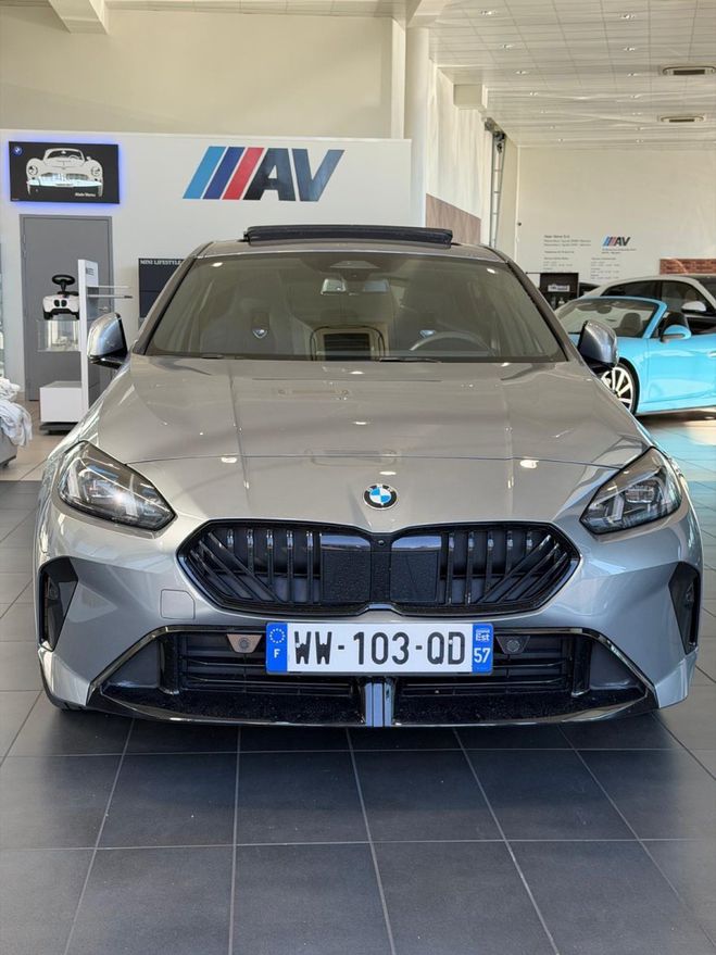 BMW Serie 1 120i - F70 - M SPORT - 170CH - FULL OPTI Gris de 2024