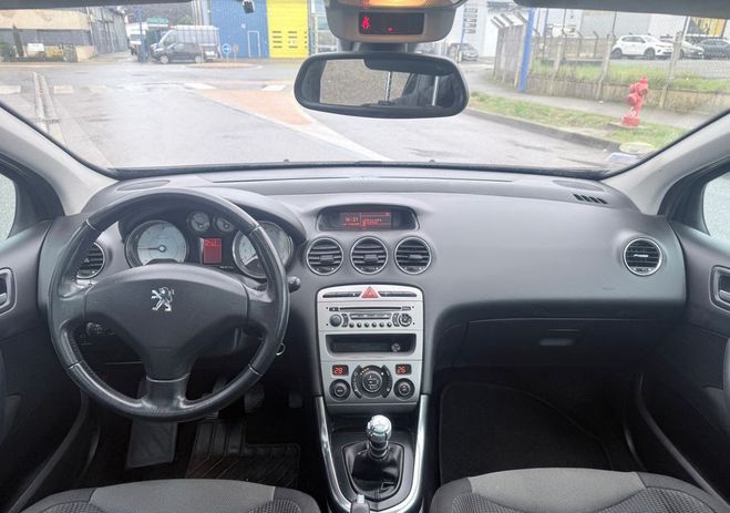 Peugeot 308 1.6 e-HDI 112 Allure BVM6 5P Toit Pano Noir de 2010