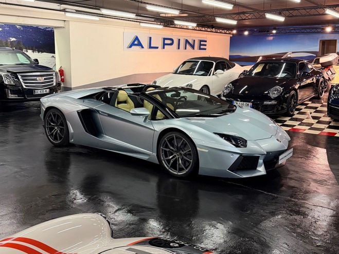 Lamborghini Aventador ROADSTER 6.5 V12 LP 700-4 Azzuro Thetis de 2015