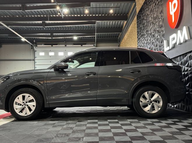 Volkswagen Tiguan 1.5 eHybrid 204ch VW Edition DSG6 GARANT GRIS de 2024