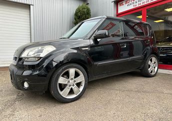  Voir d&eacute;tails -Kia Soul 1.6 CRDi Urban Matic &agrave; Vienne (38)