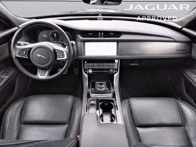 Jaguar XF 2.0D 180CH CHEQUERED FLAG BVA Santorini  Santorini Black de 2021