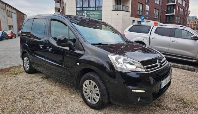 Cliquer pour voir la photo suivante Citroen Berlingo Combi HDI 100 FEEL 5 PLACES NOIR de 2017