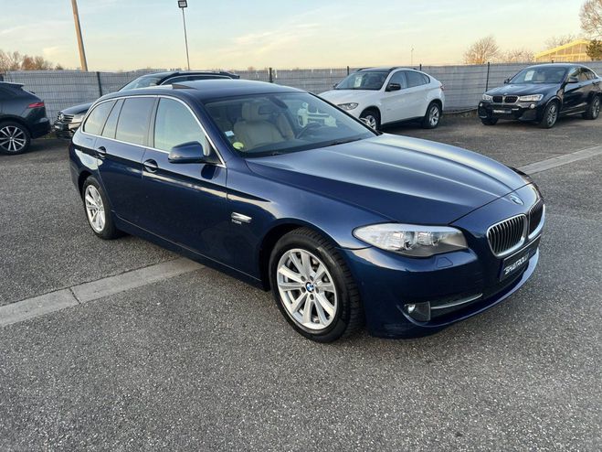 BMW Serie 5 Touring V (F11) 525dA xDrive 218ch BVA8  BLEU de 2012