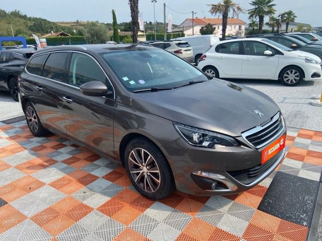 Peugeot 308 SW 1.2 PureTech 130 ALLURE Marron Fonc� de 2016