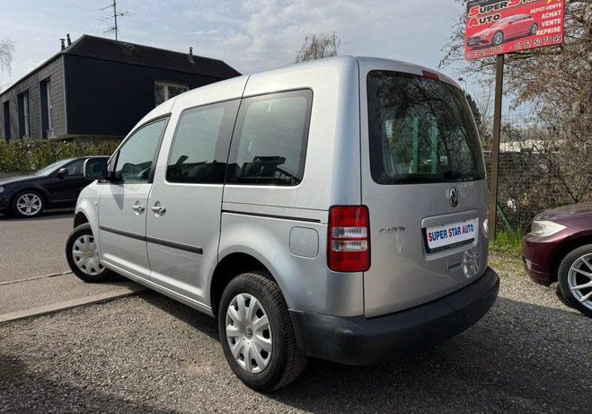 Volkswagen Caddy 1.6l TDI 102CV TRENDLINE BVM5 Gris de 2011