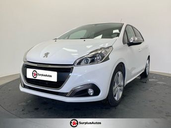  Voir d&eacute;tails -Peugeot 208 1.2 PureTech 82 Active &agrave; Gaillac (81)
