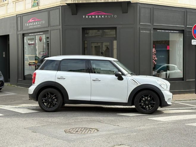 Mini Countryman R60 D 90 ch One Pack Chili / ENTRETIEN C Blanc de 2011