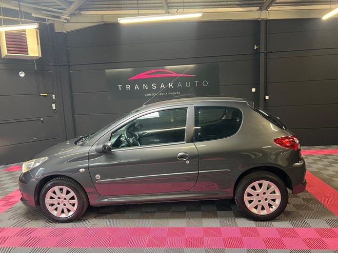 Peugeot 206 206  1.4e 75ch G�n�ration / SUIVI ENTRET Gris de 2012