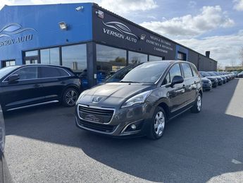  Voir d&eacute;tails -Peugeot 5008 1.6 BueHDi 120 7PL GPS TEL LED CLIM CROC &agrave; Verson (14)