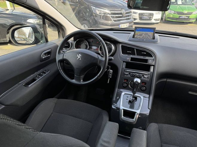 Peugeot 5008 1.6 BueHDi 120 7PL GPS TEL LED CLIM CROC GRIS de 2015