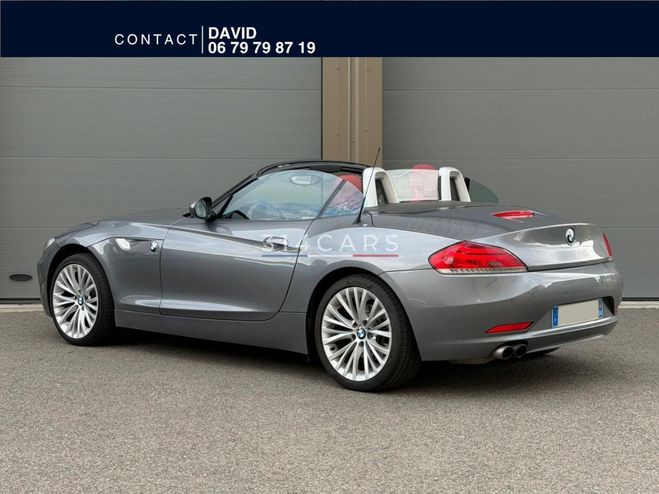 BMW Z4 sDrive 23i 204 cv BVA - 6 cylindres GRISE de 2010