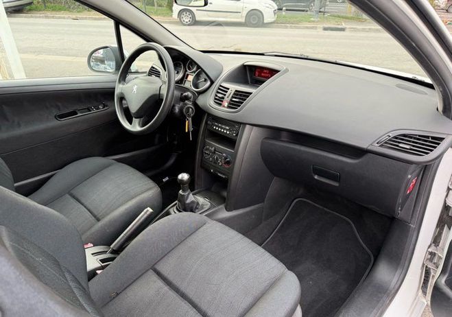 Peugeot 207 1.4 75 cv 3 portes ( tva r�cup�rable ) Blanc de 2007