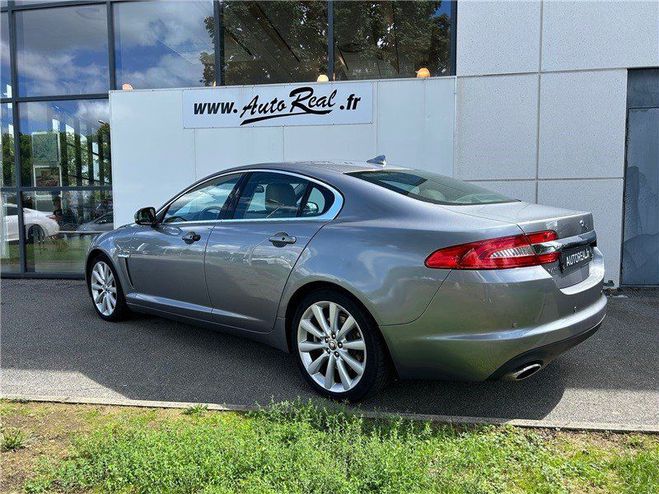 Jaguar XF V6 3.0 D - 240 FAP Luxe Premium A Ammonite Grey de 2014