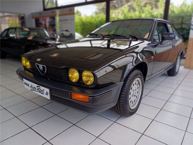 Alfa romeo Alfetta GTV 2.0 Noir de 1982