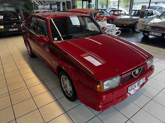 Alfa romeo 75 1.8 Scuderia ROUGE de 1990