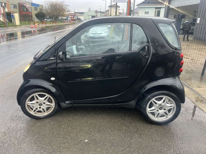 Smart Fortwo 50ch Pure AUTOMATIQUE NOIR de 2006