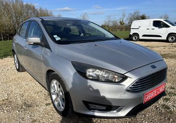  Voir d&eacute;tails -Ford Focus 1,0l Ecoboost 125 cv Titanium & camera r &agrave; Lagney (54)